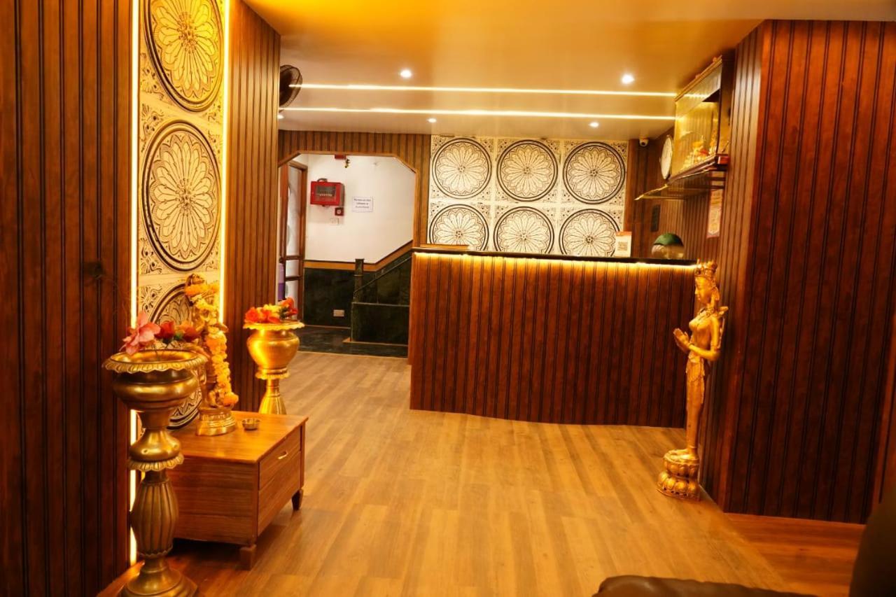 פונה Hotel Padma Krishna מראה חיצוני תמונה